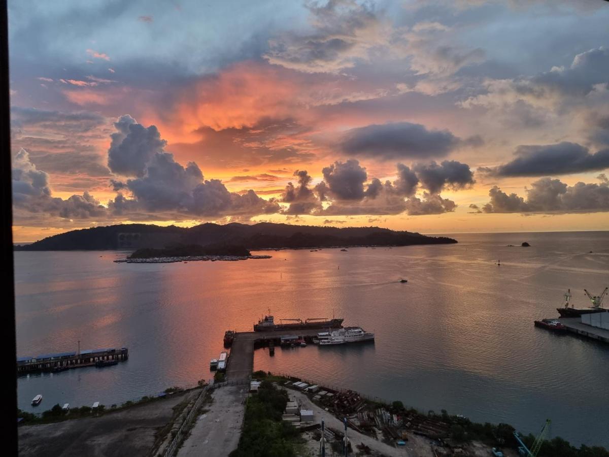 Nana Homestay - Jesselton Quay Kota Kinabalu Eksteriør billede